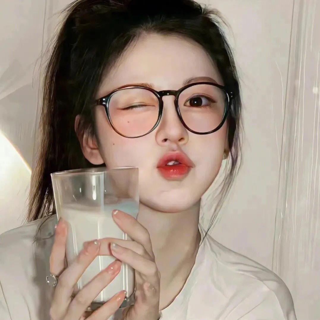 黑影窥窗
